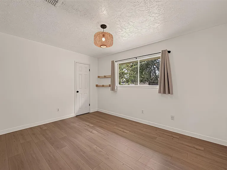 4122 Donerail Dr — Photo 9