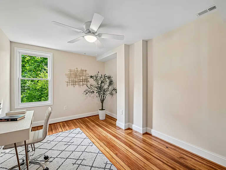 5714 Rusk Ave — Photo 18
