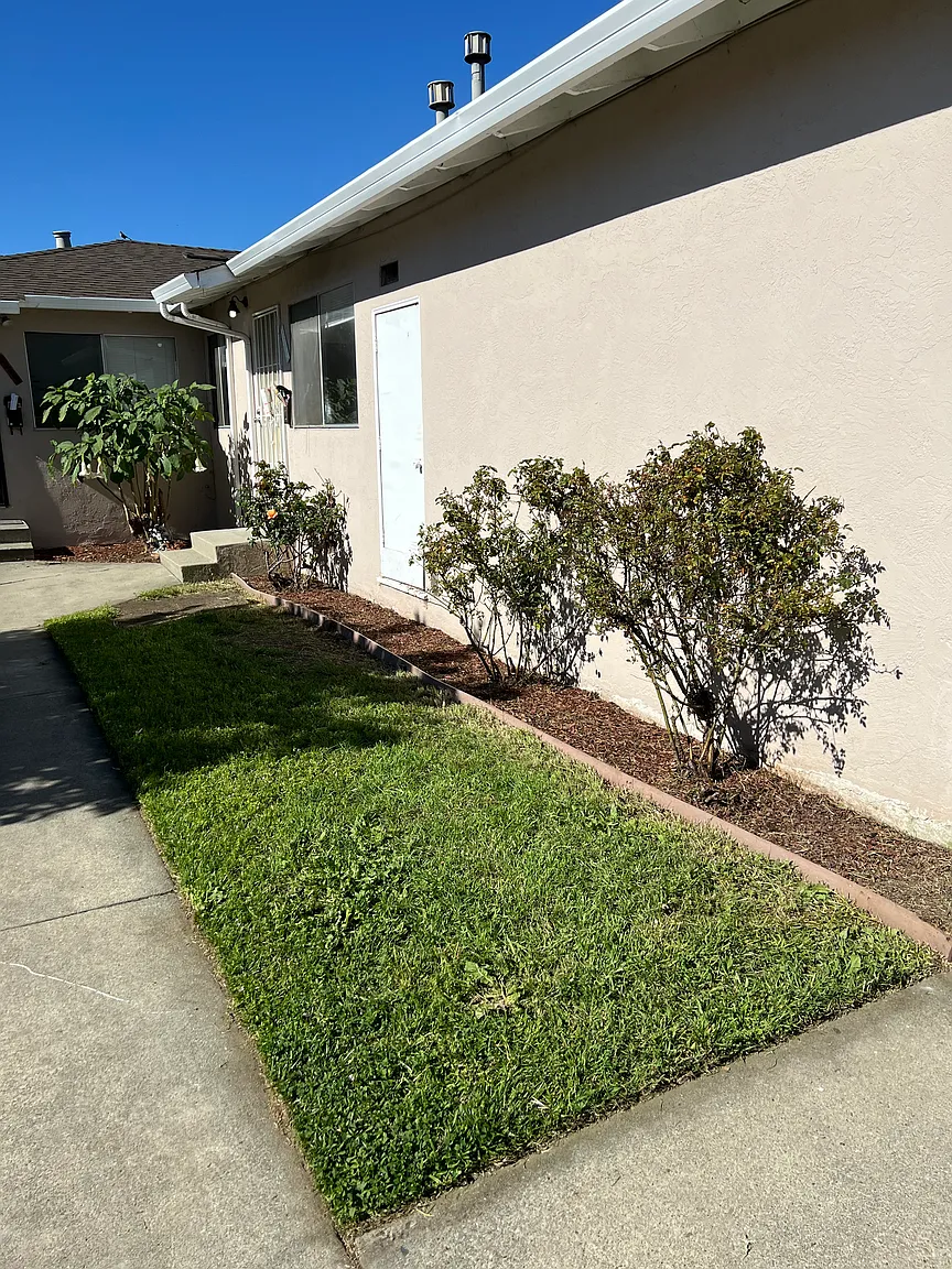 33417 4th St photo 1