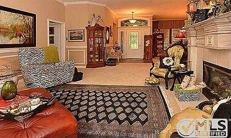 5th image of 8300 Thorndyke Dr