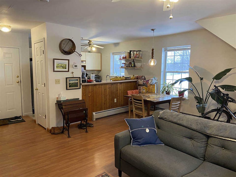 2nd image of 141 Hildred Dr #141