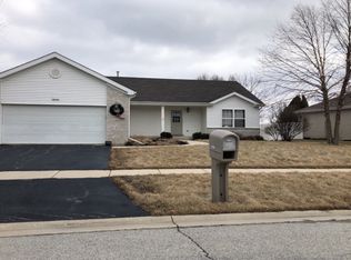 1640 Stefanie Ln, Bourbonnais, IL 60914