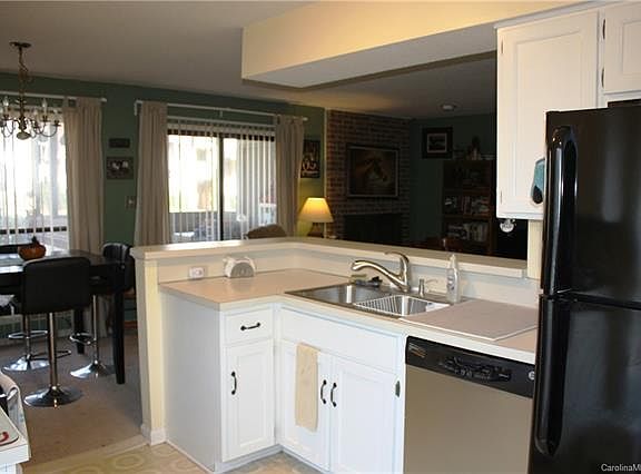 3rd image of 7316 Winery Ln