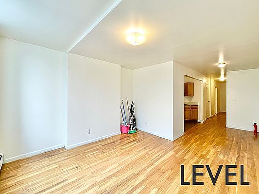 2nd image of 396 Tompkins Ave #3A