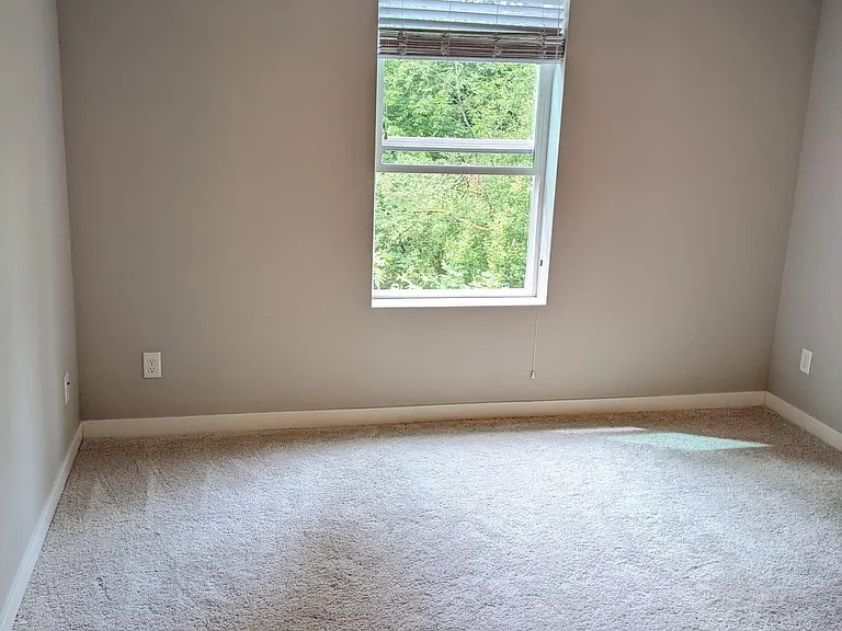 Ground Floor Room overseeing green belt