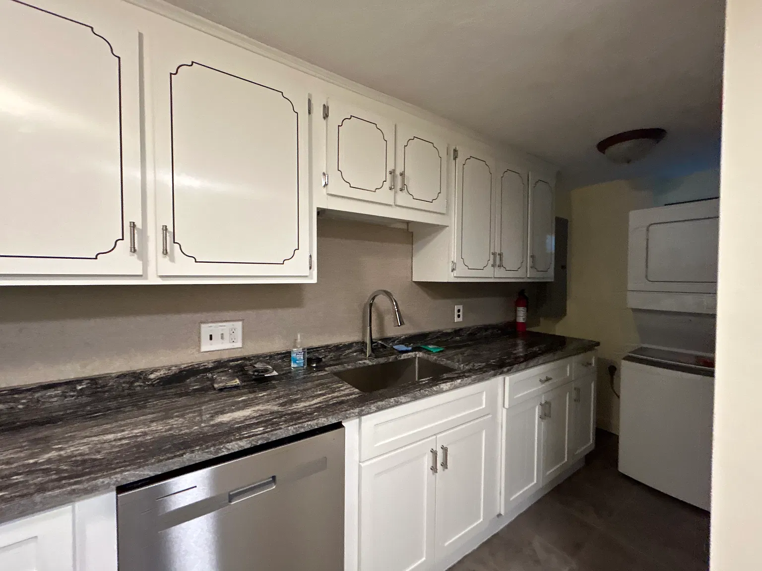 1 bed, $2,300 — Photo 2