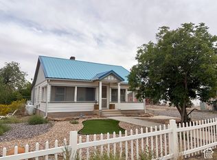 70 N 100 W, Hanksville, UT 84734