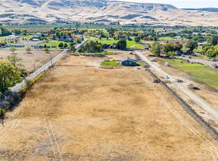 N River Rd, Prosser, WA 99350