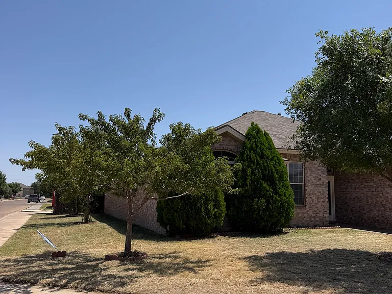 1001 Pontiac Ave — Photo 19
