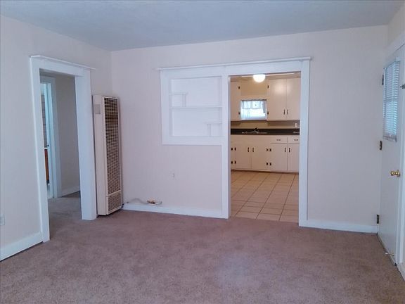 3rd image of 16852 Sultana St