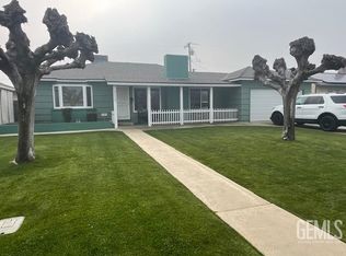 2113 Rose Marie Dr, Bakersfield, CA 93304