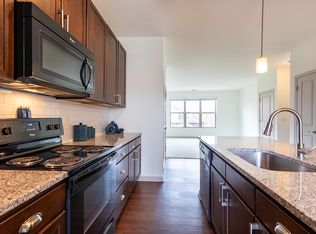 345 E Deshler Ave #S4-414, Columbus, OH 43206