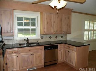 1504 Mount Vernon Ave, Statesville, NC 28677
