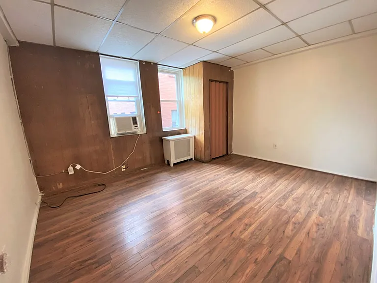 Squirrel Hill - Apartments For Rent In Pittsburgh — Photo 9