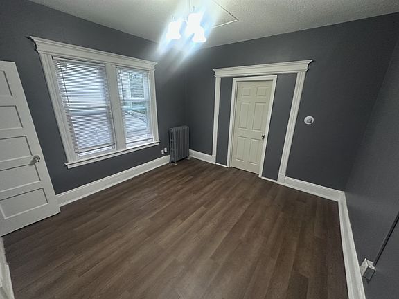 3rd image of 26 Cabot St