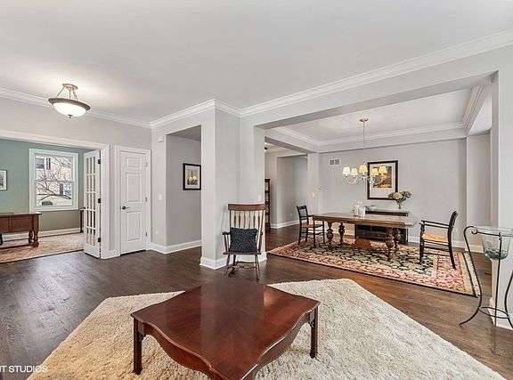 5th image of 307 W McKinley Ave