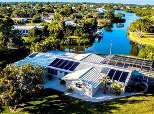 330 Gaugin Dr, Osprey, FL 34229