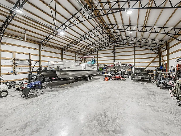 4131 Corbin Sneed Rd — Photo 44