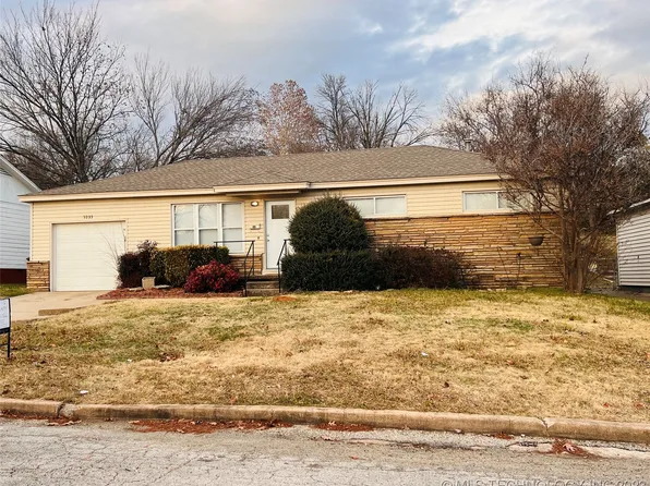 5933 E 26th Pl, Tulsa, OK 74114