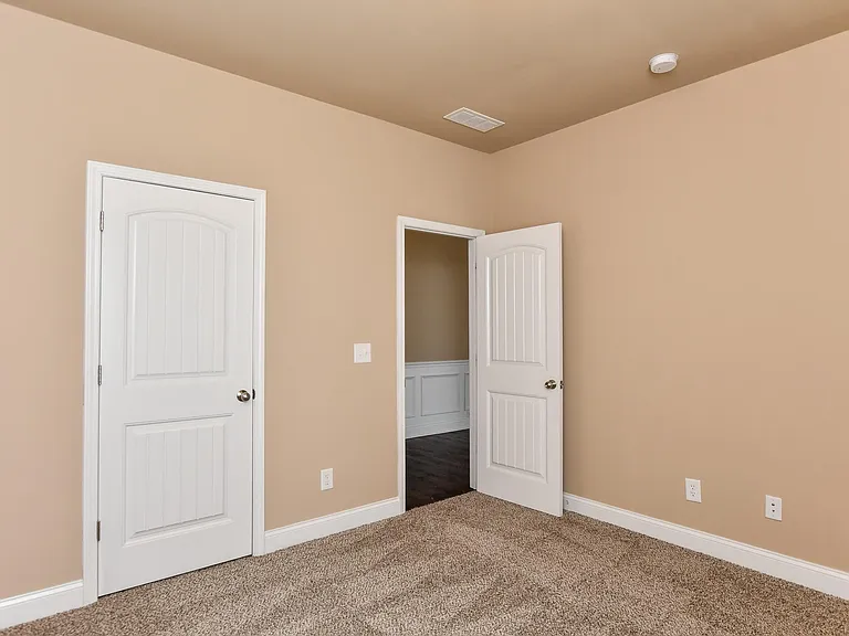 38 Ramapo Ct — Photo 54