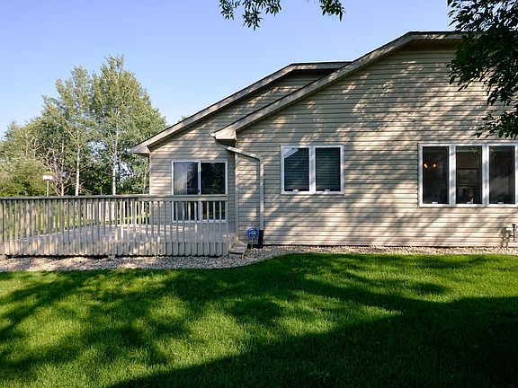 5th image of 23037 Arrowhead St NW