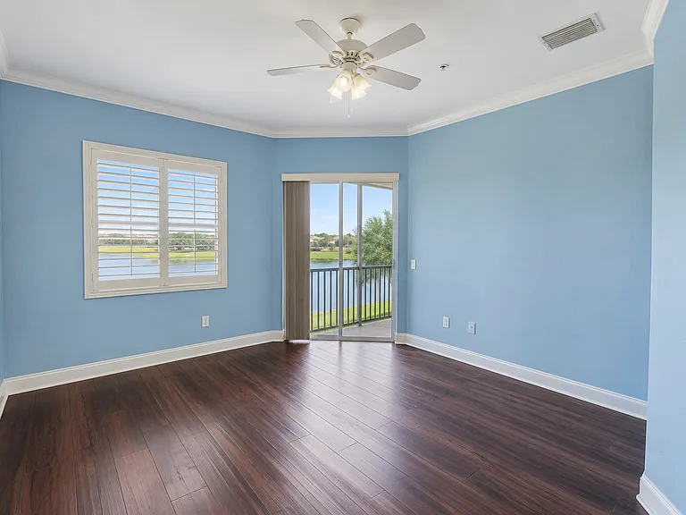 8361 Miramar Way — Photo 9