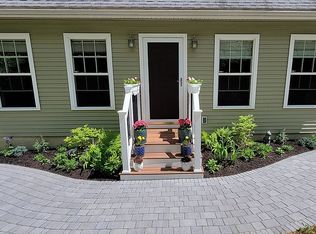 47 Church St, Wayne, ME 04284