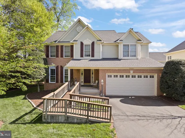 20461 McGees Ferry Way, Sterling, VA 20165