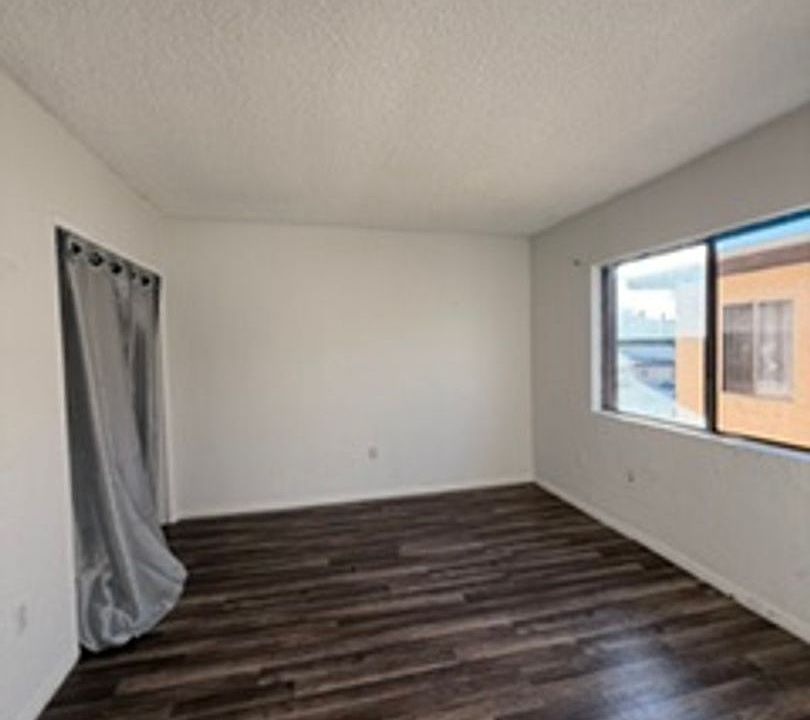 1st image of 7326-7330 Kester Ave #5B