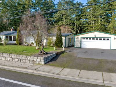 777 Rhododendron Dr, Florence, OR, 97439