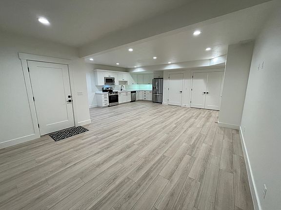 Open family room and eating nook into kitchen