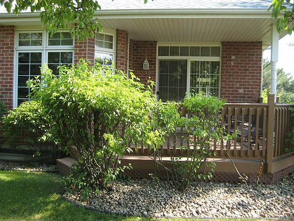 2nd image of 7016 Irene Courtyard