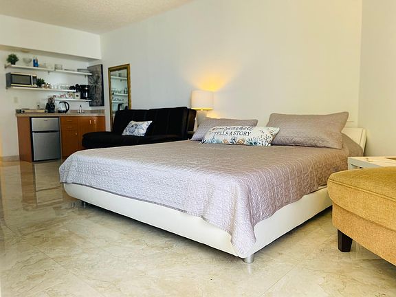 2nd image of 17375 Collins Ave #2007-2
