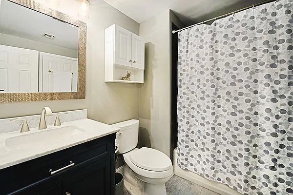 Sold by Hudson Place Realty | media 1