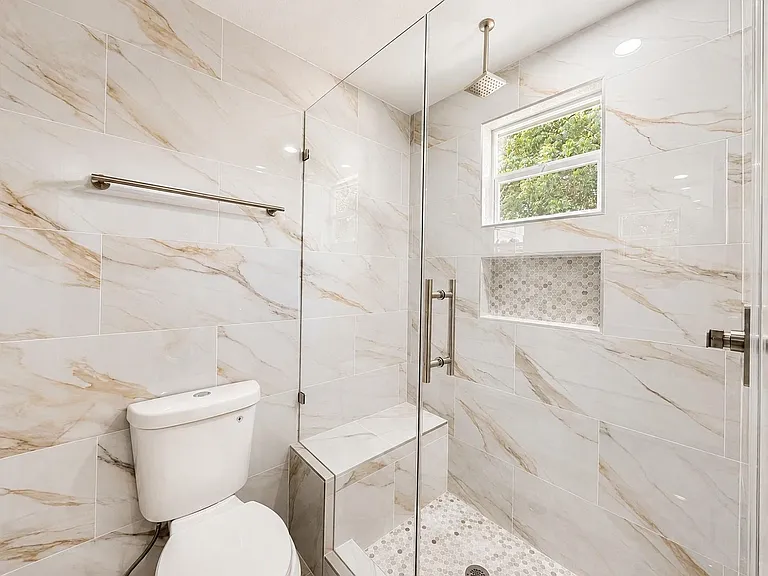 7024 Gonzales St — Photo 10