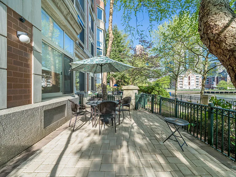 Your own patio - enjoy your mornings and summer sun
