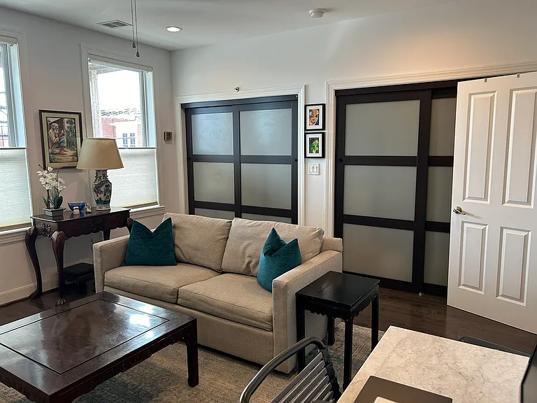 1424 Buchanan St NW #2 — Photo 12