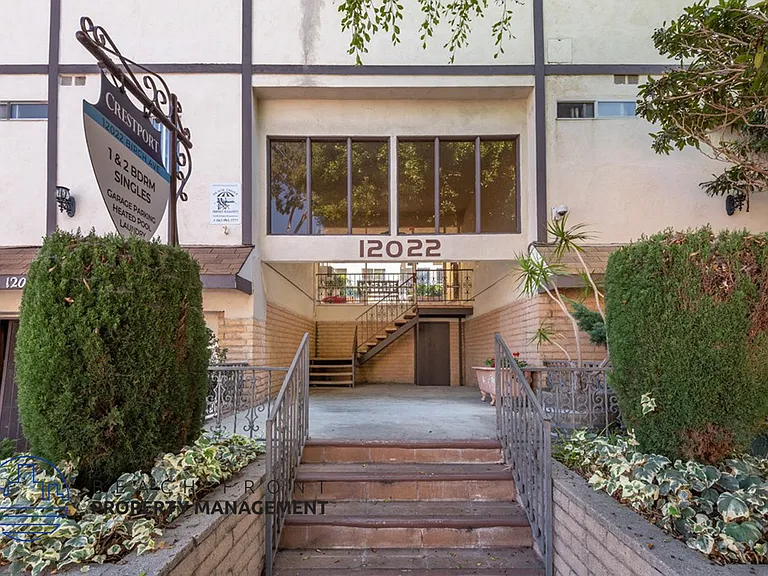 12022 Birch Ave — Photo 16