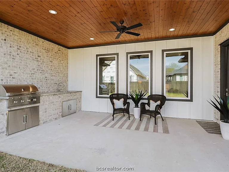 1968 Arcadia Bluffs Dr — Photo 27