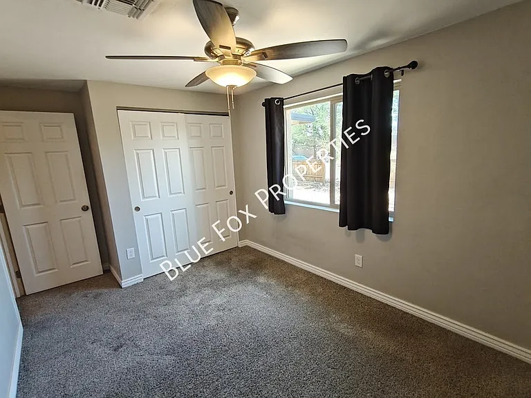 619 S Highland Ave — Photo 37