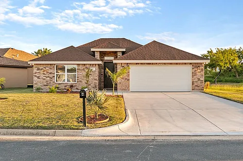 4 Augusta Dr Photo 1