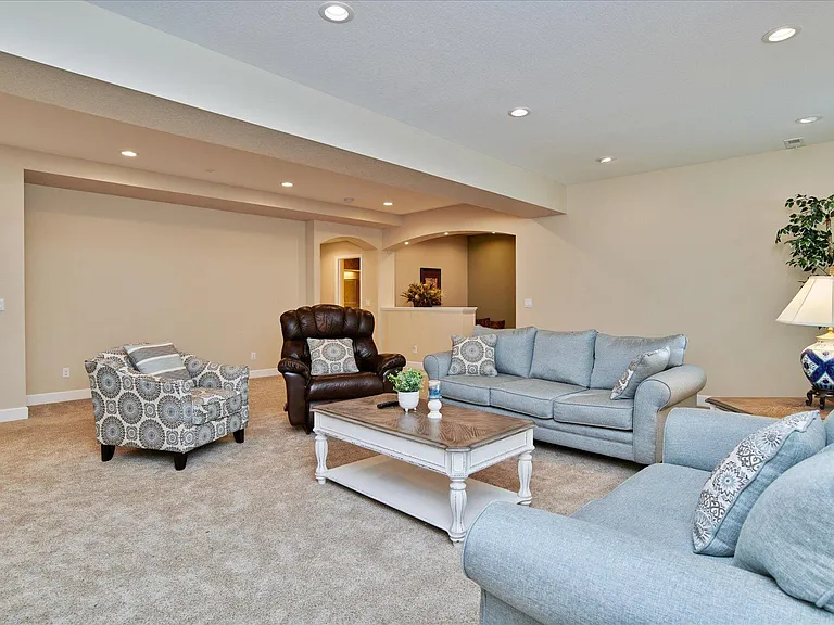 3631 New Haven Cir — Photo 22