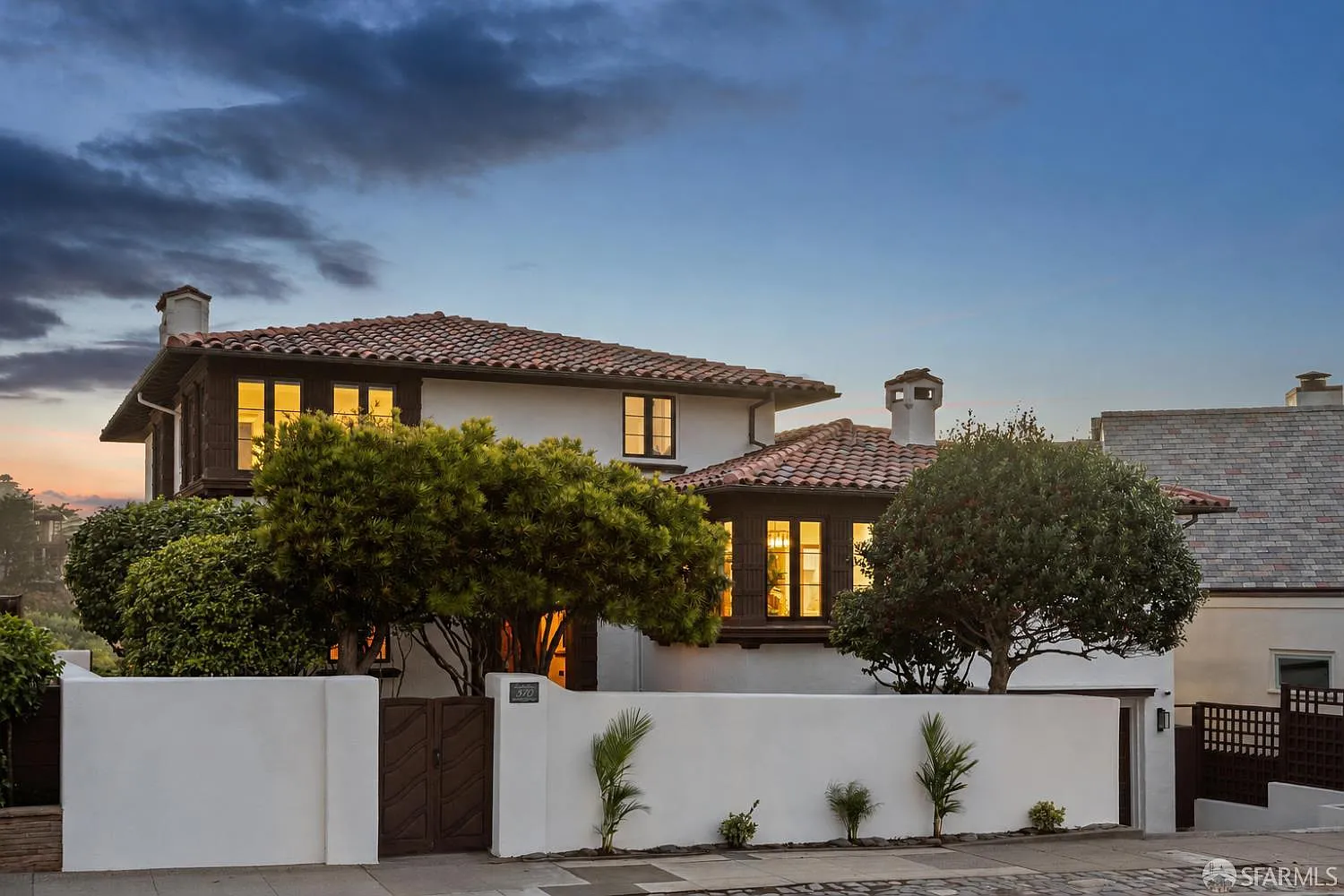 570 El Camino Del Mar - Photo 1