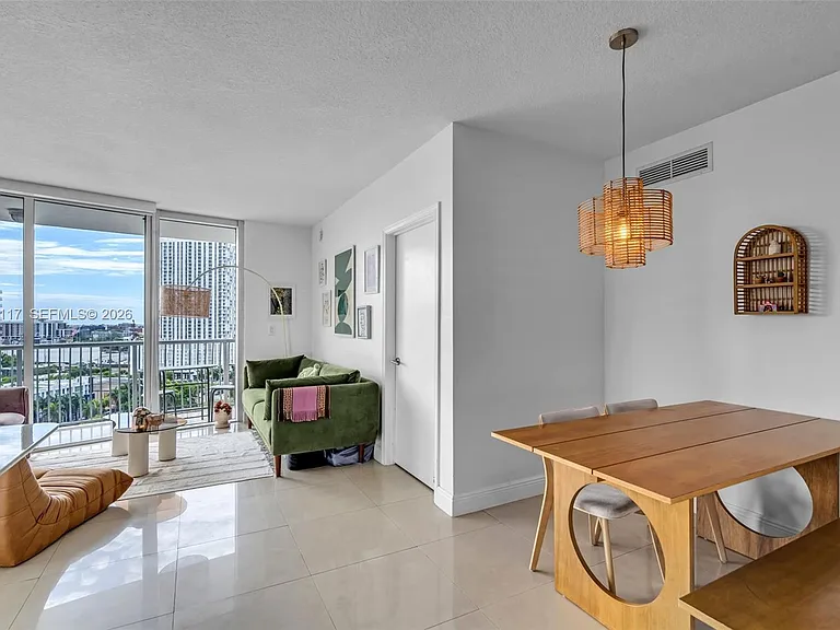 1750 N Bayshore Dr #1815 — Photo 6