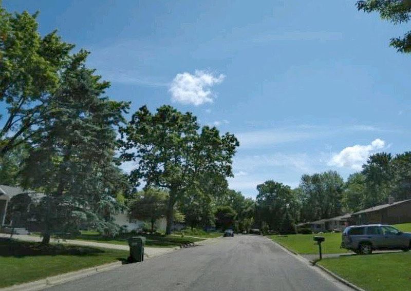2nd image of 435 Judith Ave