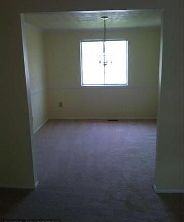 5th image of 16525 Raven Rock Dr
