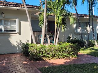 1735 Bay Dr, Miami Beach, FL 33141