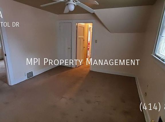 3rd image of 1216A W Capitol Dr