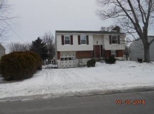 111 S Old Mill Rd, Englewood, OH 45322