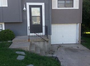 8916 Haskins St #TOWNHOME, Lenexa, KS 66215